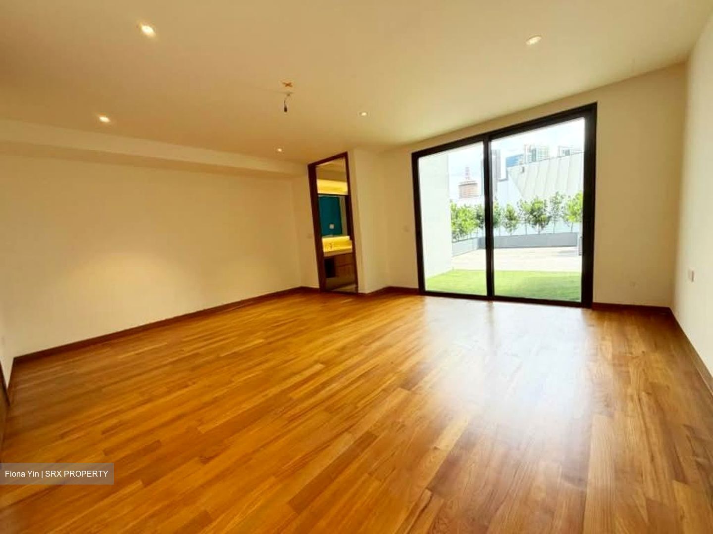 Holland Road (D10), Semi-Detached #611421031